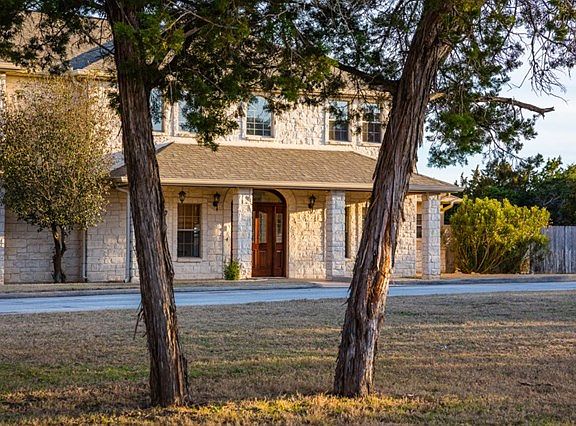 3rd image of 1506 Saddlewood Blvd