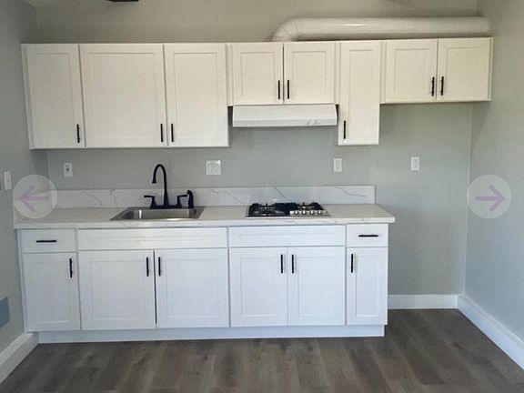 4th image of 5133 1/2 La Paz Dr