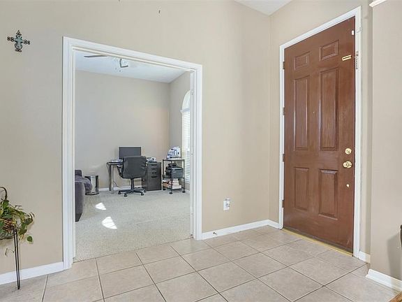 5th image of 3823 Jackson Bluff Dr