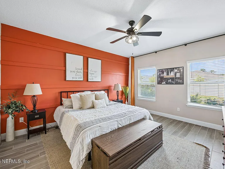 118 Sadler Ct — Photo 13