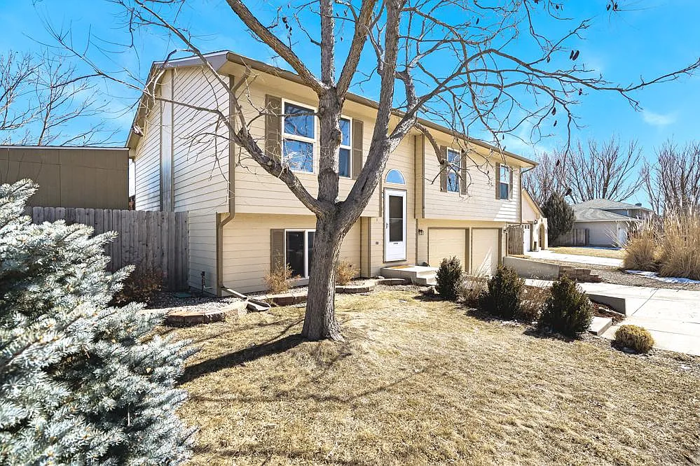 Building Photo - 500 Broadview Dr