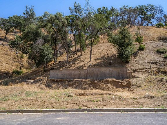 2nd image of 1050 Arroyo Grande Drive