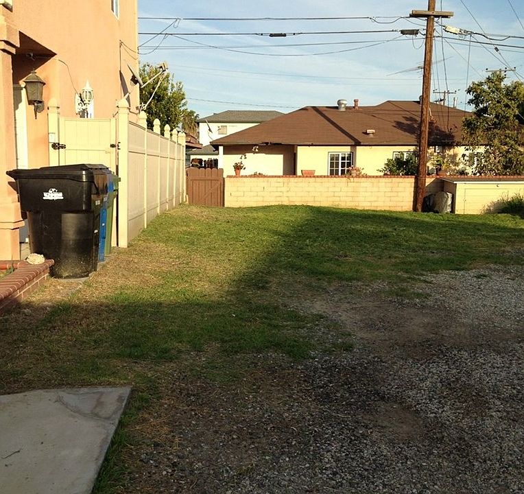 1st image of 16636 Elmcroft Ave