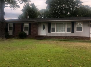 2612 Dulaire Rd, Greensboro, NC 27407