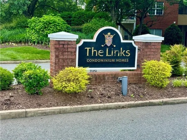 820 Brassie Ln APT B, Glen Allen, VA 23059