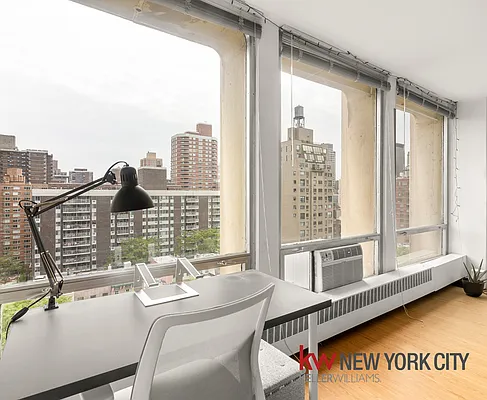 Rented by Keller Williams NYC | media 27