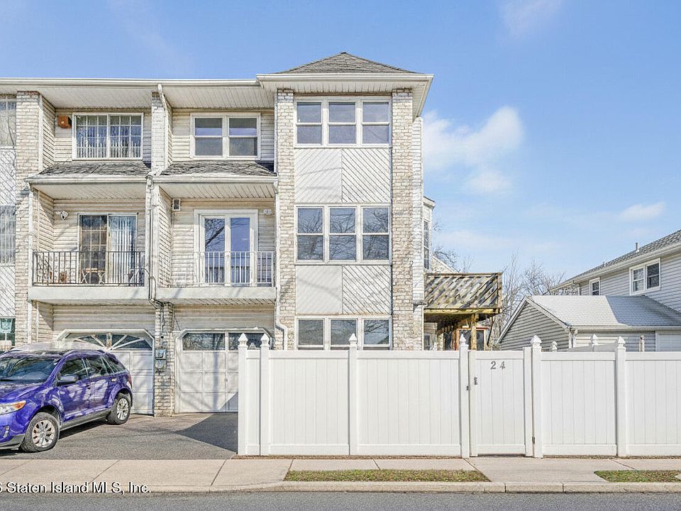 1st image of 247 Pacific Ave