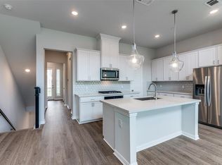 8295 Challenger Ln, Frisco, TX 75034