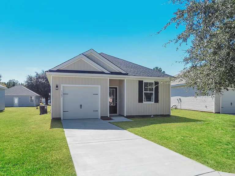 1307 Warrens Way — Photo 5