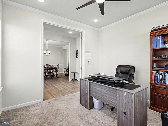4th image of 1728 Legacy Ln