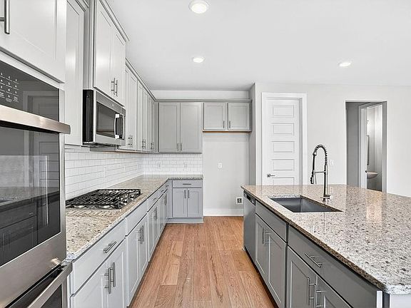 4th image of 2587 Parkside Way Lot 394