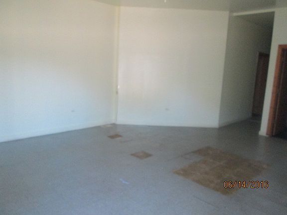 3rd image of 8800 S Mackinaw Ave