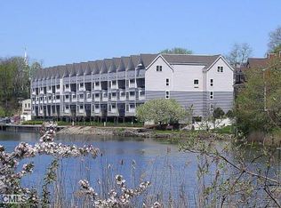 4 Daskam Ln #329, Norwalk, CT 06851