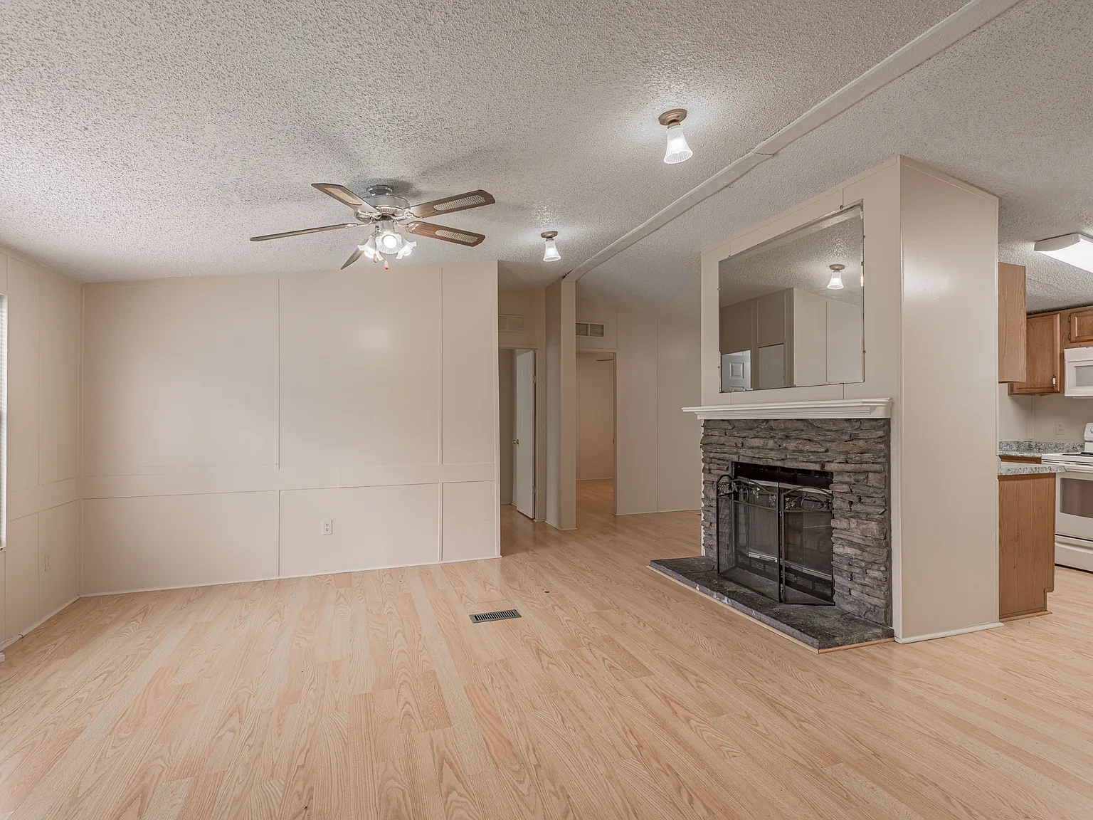 1323 Avenue E - 1 — Photo 1