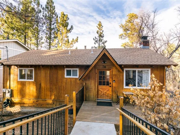 860 Villa Grove Ave, Big Bear City, CA 92314
