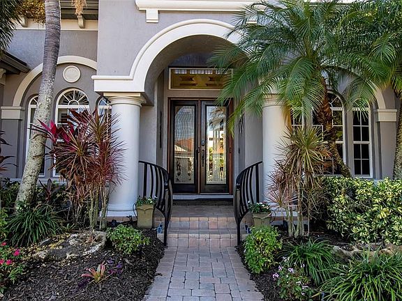 3rd image of 8116 Lone Tree Gln