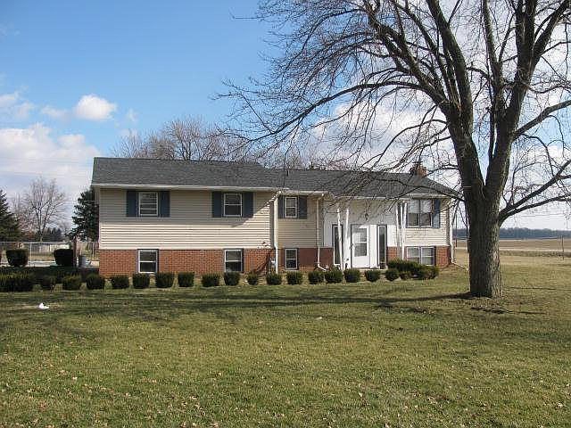 1st image of 3015 Oak Dr