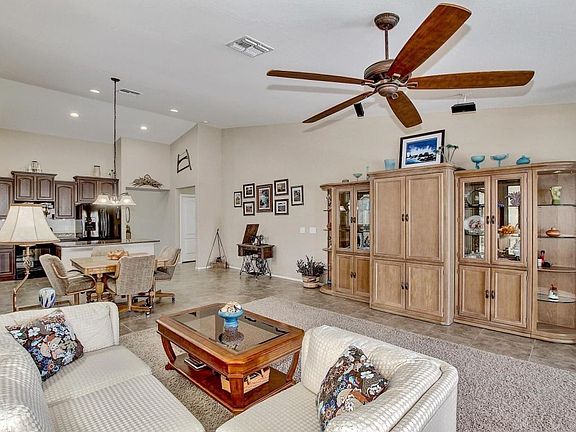 Oversized Greatroom
