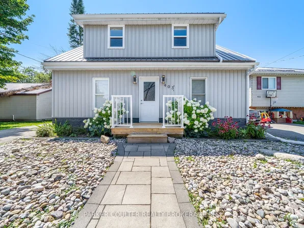 403 A Forest Ave S, Orillia, ON L3V 3Z2