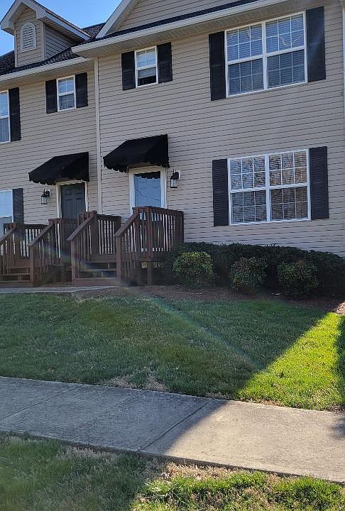 1st image of 617 Hazel St APT 402