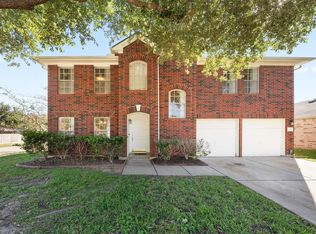 17103 Canterbury Green Ct, Sugar Land, TX 77498