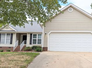 3418 Derbywood Dr, Greensboro, NC 27410