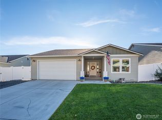 394 Hammond Ln, Rock Island, WA 98850