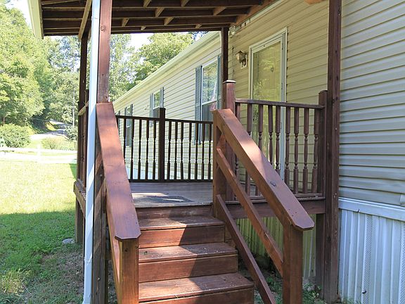 FRONT PORCH STEPS_08282024