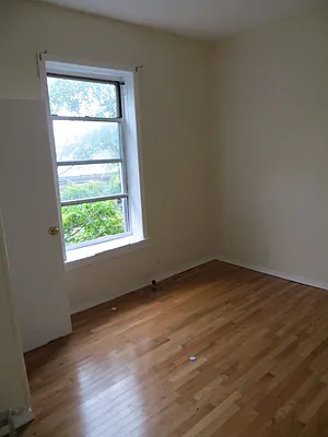 Rented by David W Realty Inc | media 17