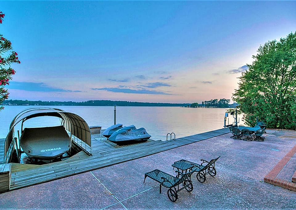 1st image of 278 Waterford Way