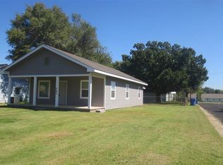 202 N Harrison St, Cheney, KS 67025