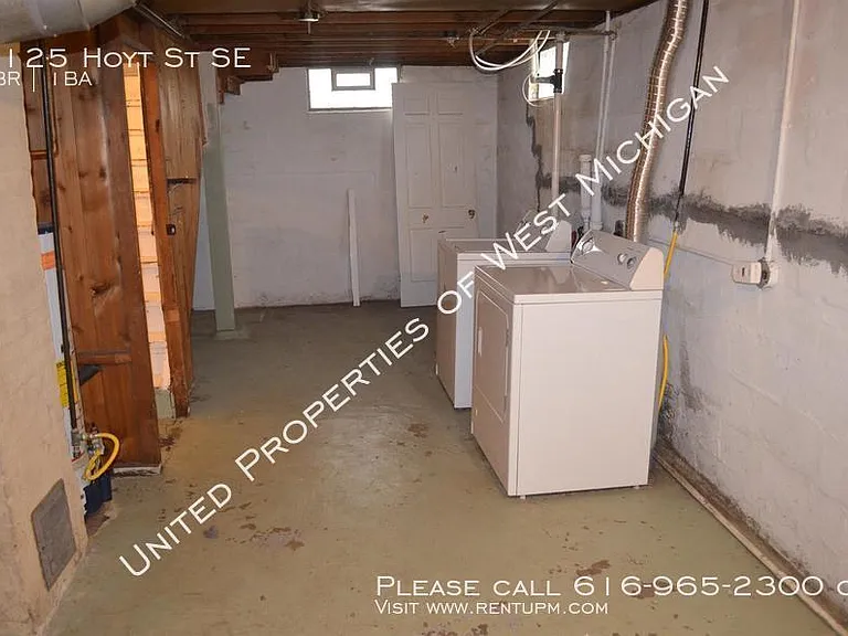 1125 Hoyt St SE — Photo 22