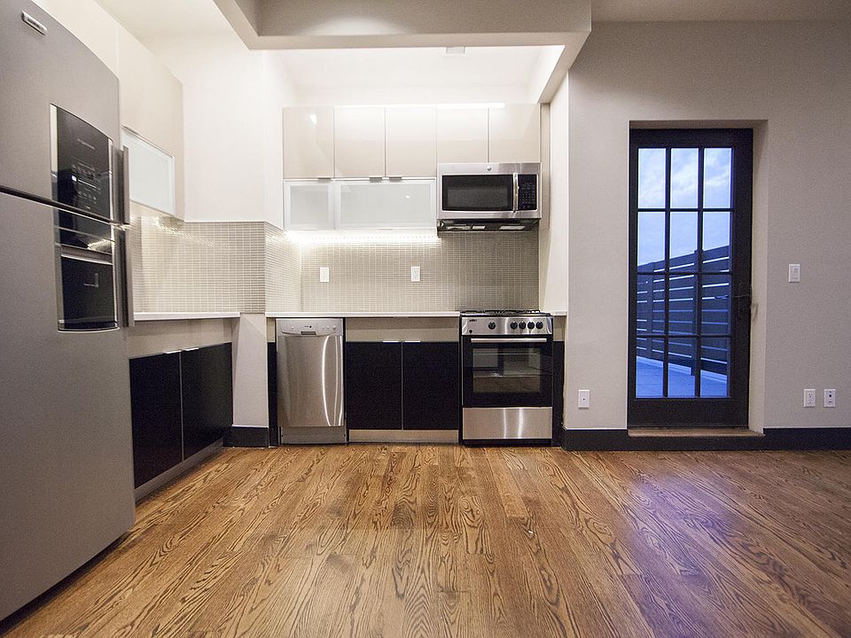 1st image of 867 De Kalb Ave #6C