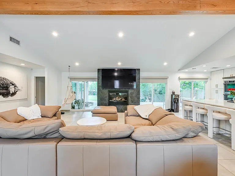 205 Glenn Ave — Photo 5