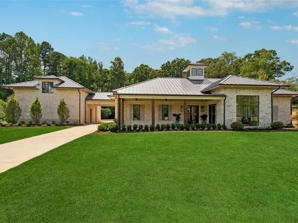 4540 Natchez Ln, Cumming, GA 30040