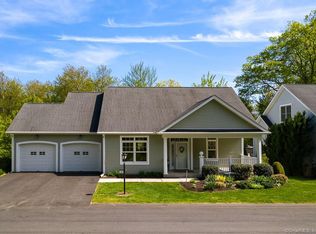 16 Crystal Springs Dr #16, Tolland, CT 06084