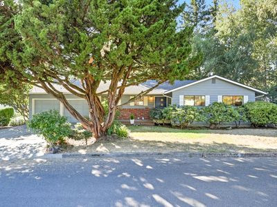 6821 SW Raleighwood Way, Portland, OR, 97225