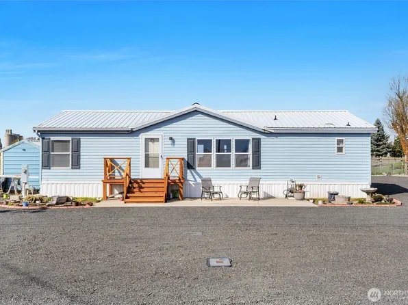 365 NE Adams Road, Creston, WA 99117