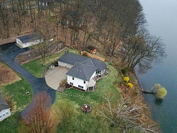 2nd image of 30544 Birch Acres Rd