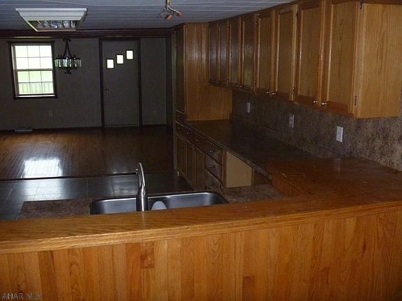 5th image of 2643 Fieldstone Ave