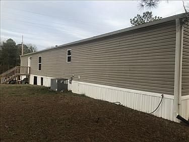 2nd image of 324 Mill Pond Rd