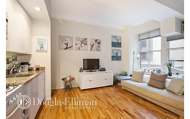 Sold by Douglas Elliman | media 2