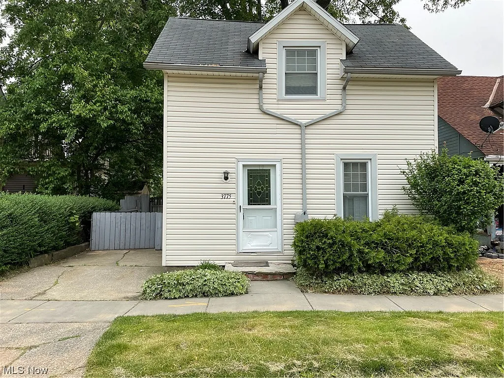 3775 W 39th St photo 1
