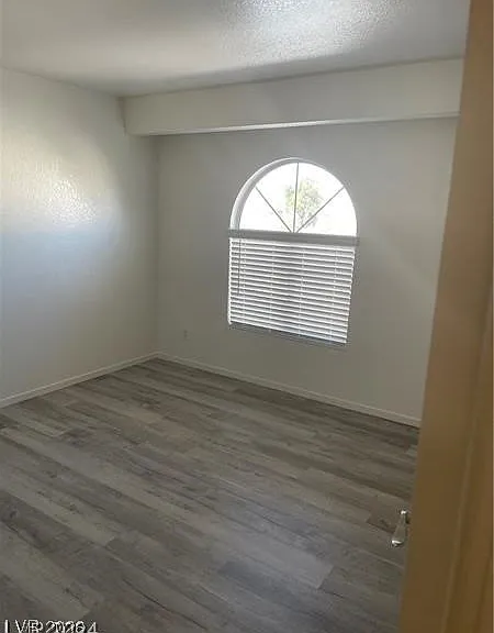 8035 Laurena Ave — Photo 7