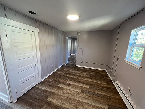 3rd image of 157 Church St #157