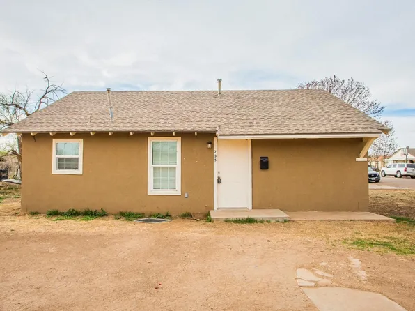 755 W Knox St, Slaton, TX 79364