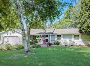 W340N8121 Townline Rd, Oconomowoc, WI 53066