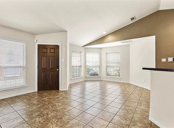 4th image of 3160 Hollow Valley Dr