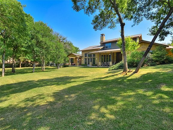 5th image of 110 Lakeway Hills Cv