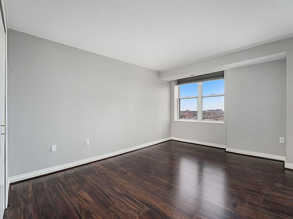 4th image of 250 E Harbortown Dr APT 1205